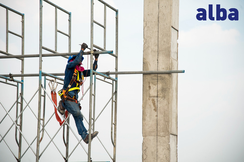 curso-combinado-de-plataformas-elevadoras-y-trabajos-en-altura-02